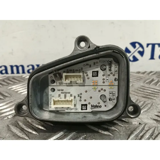 Centralita Faros Xenon para Seat Arona (Kj7, Kjp)