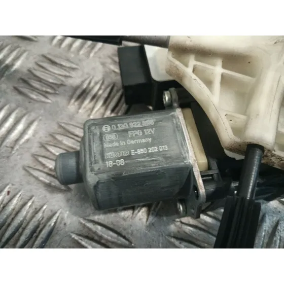 Elevalunas Trasero Izquierdo para Volkswagen Polo Vi (Aw1, Bz1, Ae1)