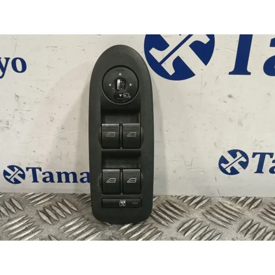 Mando Elevalunas Delantero Izquierdo para Ford Kuga I