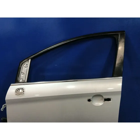 Puerta Delantera Izquierda para Ford Kuga I