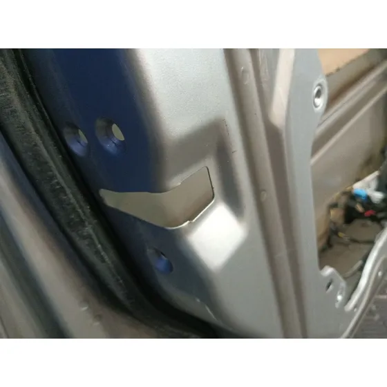 Puerta Delantera Izquierda para Ford Kuga I