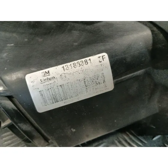 Faro Izquierdo para Opel Corsa D (S07)