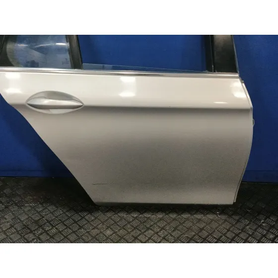 Puerta Trasera Izquierda para Bmw 5 Touring (F11)