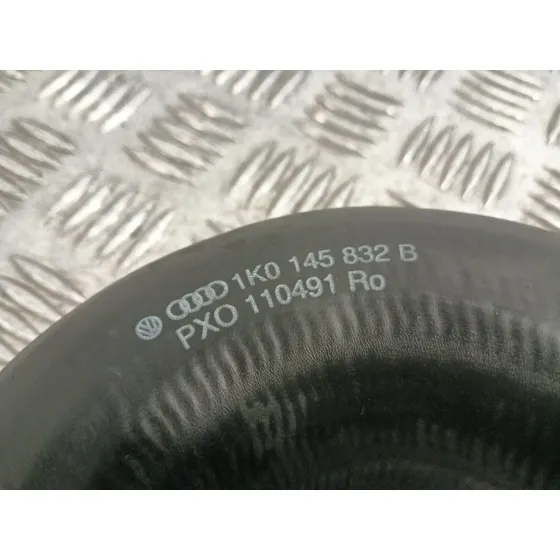 Tubo para Audi A3 (8P1)