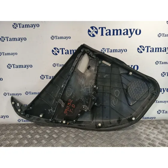 Guarnecido Puerta Trasera Derecha para Mazda 2 Lim. ()