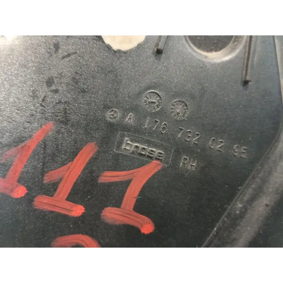 Moldura para Mercedes-Benz Clase A (W176)
