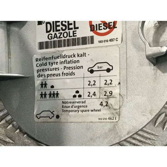 Tapa Exterior Combustible para Volkswagen Golf Vi (5K1)