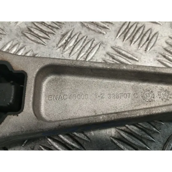 Soporte Motor para Volvo V40 Hatchback (525)