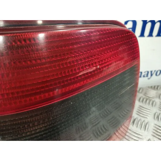 Piloto Trasero Izquierdo para Volkswagen Golf Iv (1J1)