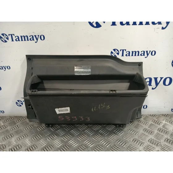 Guantera para Toyota Auris