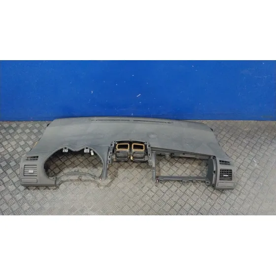 Salpicadero para Toyota Auris