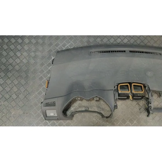 Salpicadero para Toyota Auris