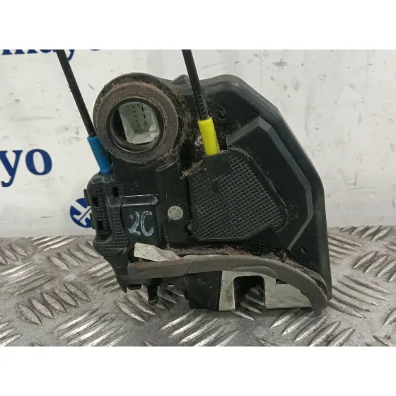 Cerradura Puerta Trasera Derecha para Toyota Auris