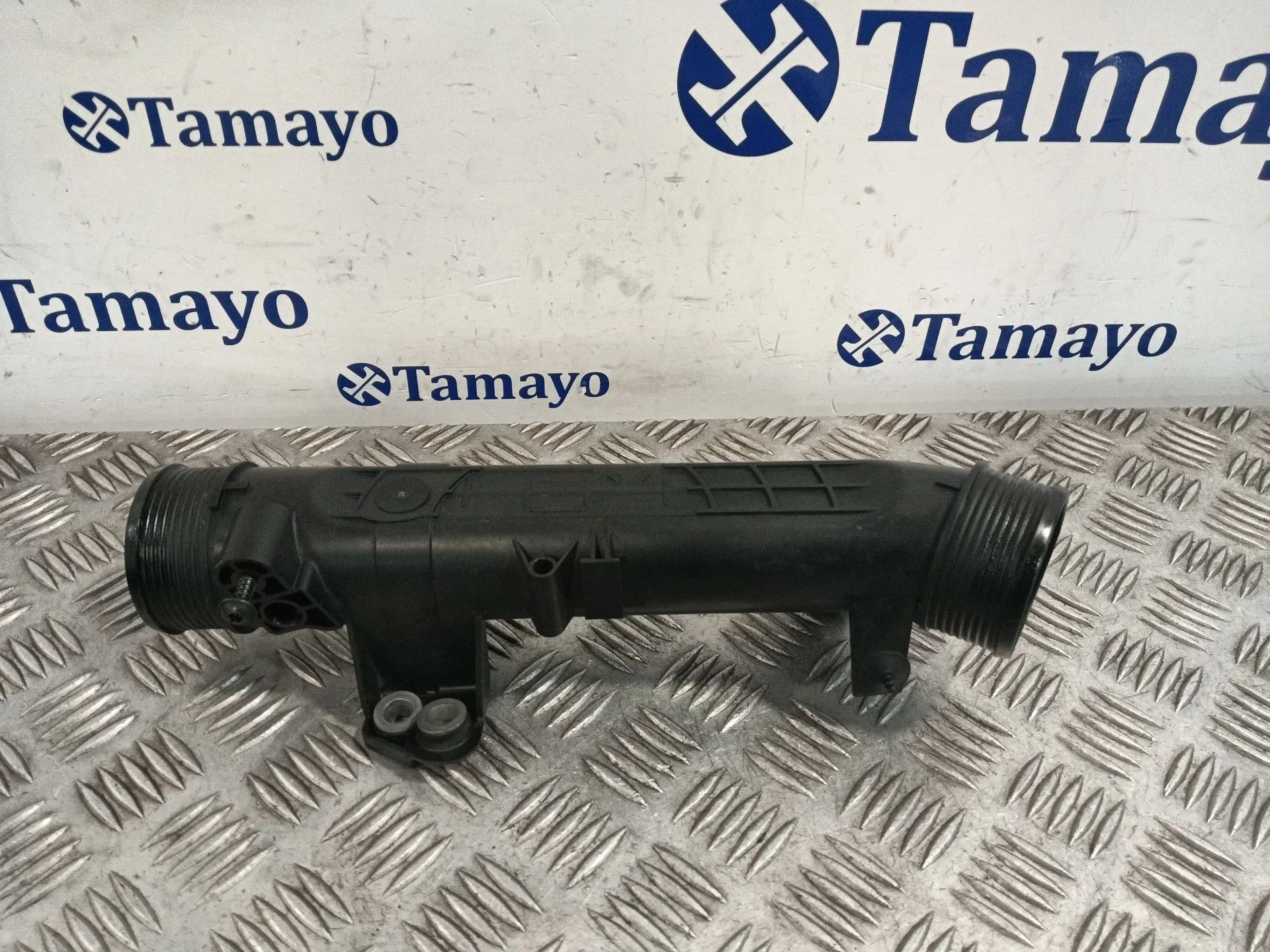 Tubo para Volvo V40 Hatchback (525)