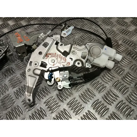 Cerradura Puerta Lateral Derecha para Nissan Nv200 Furgoneta