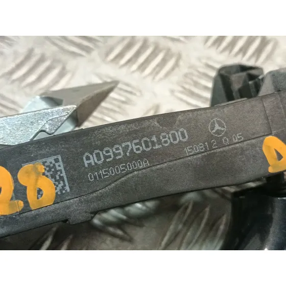 Maneta Exterior Delantera Derecha para Mercedes-Benz Clase C (W205)