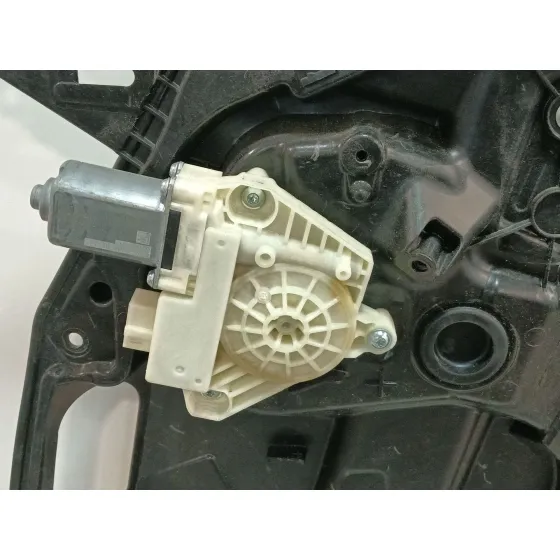 Elevalunas Delantero Derecho para Mercedes-Benz Clase C (W205)