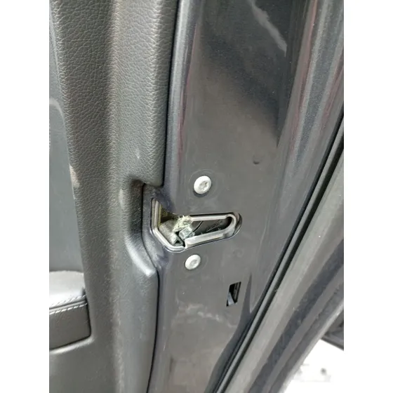 Cerradura Puerta Trasera Derecha para Mercedes-Benz Clase C (W205)