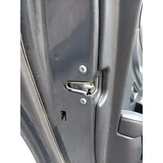Cerradura Puerta Trasera Izquierda para Mercedes-Benz Clase C (W205)