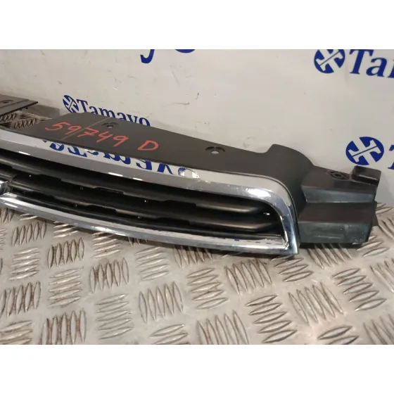 Rejilla Delantera para Chevrolet Cruze Hatchback (J305)