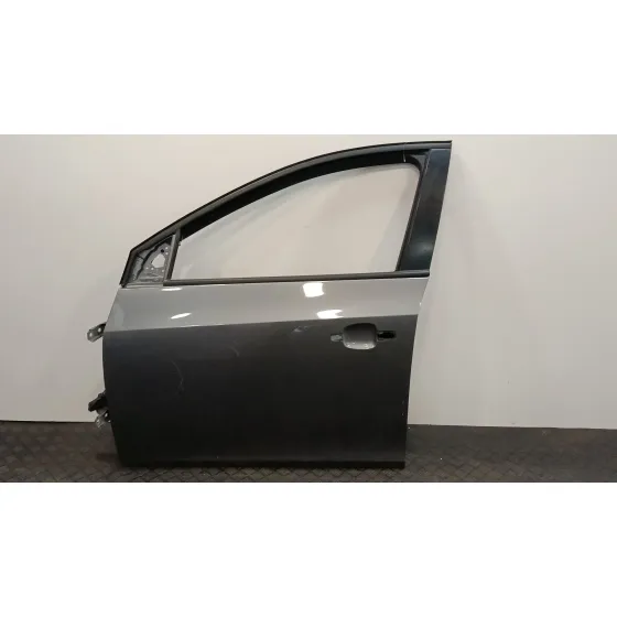 Puerta Delantera Izquierda para Chevrolet Cruze Hatchback (J305)