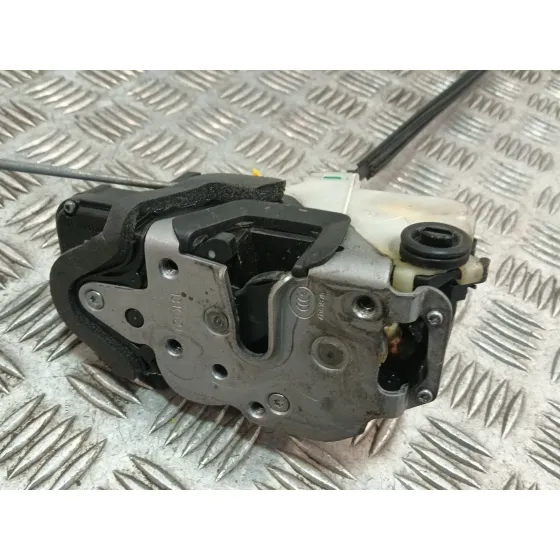 Cerradura Puerta Trasera Izquierda para Chevrolet Cruze Hatchback (J305)