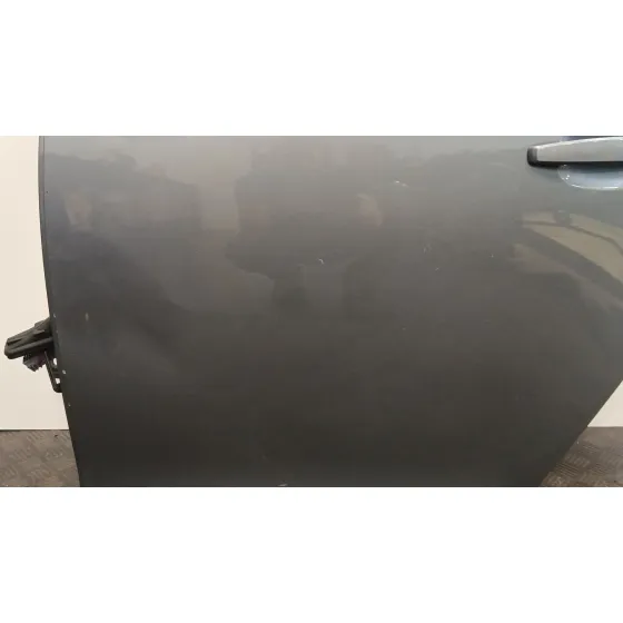 Puerta Trasera Izquierda para Chevrolet Cruze Hatchback (J305)