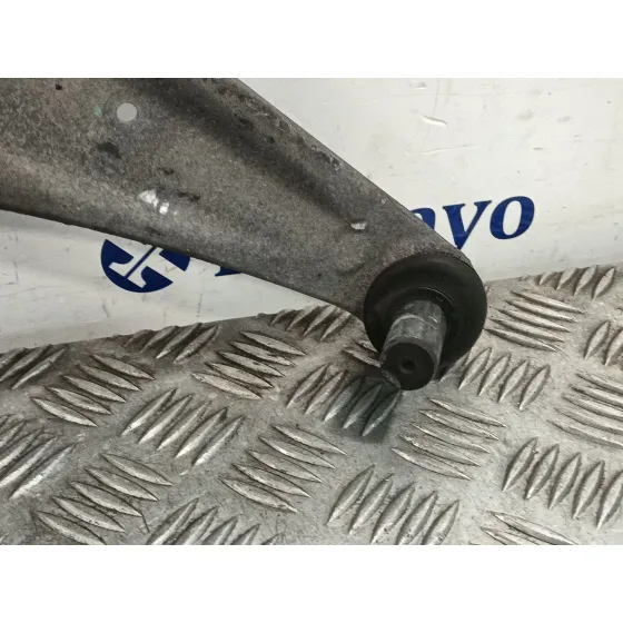 Brazo Suspension Inferior Delantero Derecho para Chevrolet Cruze Hatchback (J305)
