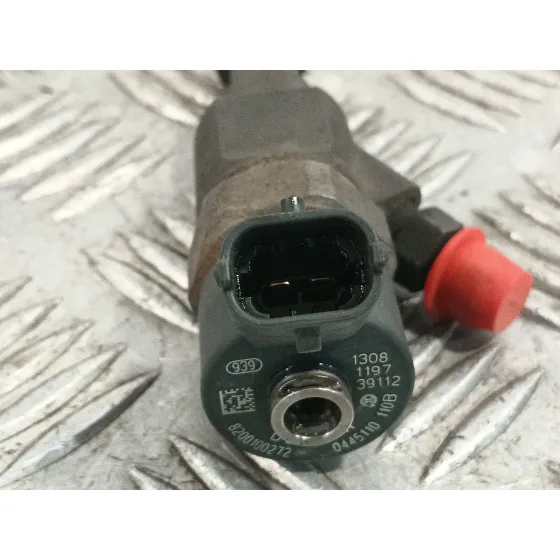 Inyector para Nissan Primera Berlina (P12)