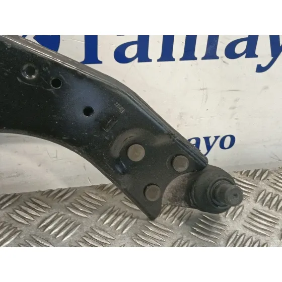 Brazo Suspension Inferior Delantero Derecho para Ford Kuga I