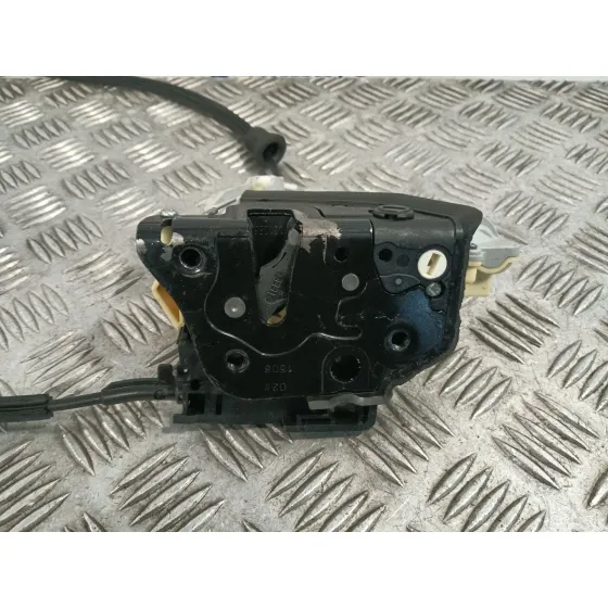 Cerradura Puerta Trasera Derecha para Volkswagen Passat B6 Variant (3C5)