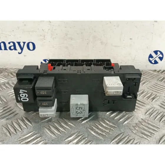 Caja Reles / Fusibles para Volkswagen Golf V (1K1)