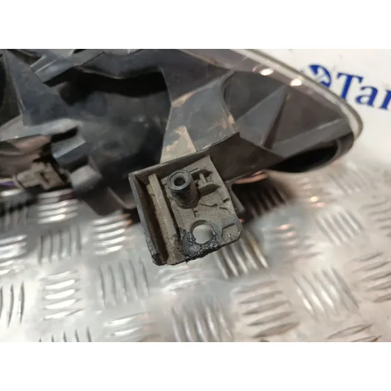 Faro Izquierdo para Toyota Aygo (_B1_)