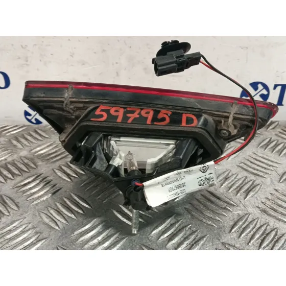 Piloto Trasero Derecho Porton para Renault Clio Iv (Bh_)
