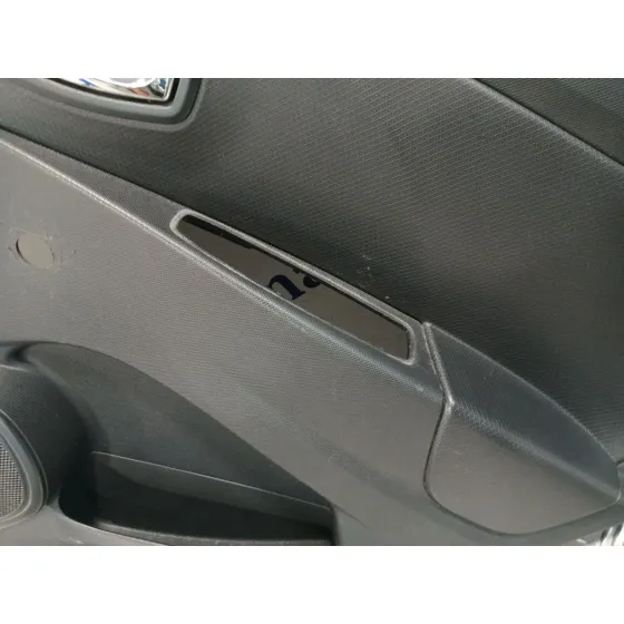 Guarnecido Puerta Trasera Derecha para Renault Clio Iv (Bh_)