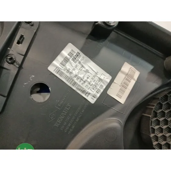 Guarnecido Puerta Trasera Derecha para Renault Clio Iv (Bh_)