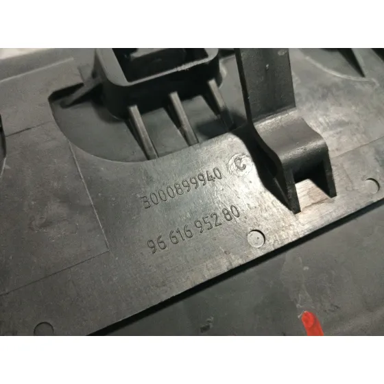 Carcasa Filtro Aire para Peugeot 207/207+ (Wa_, Wc_)