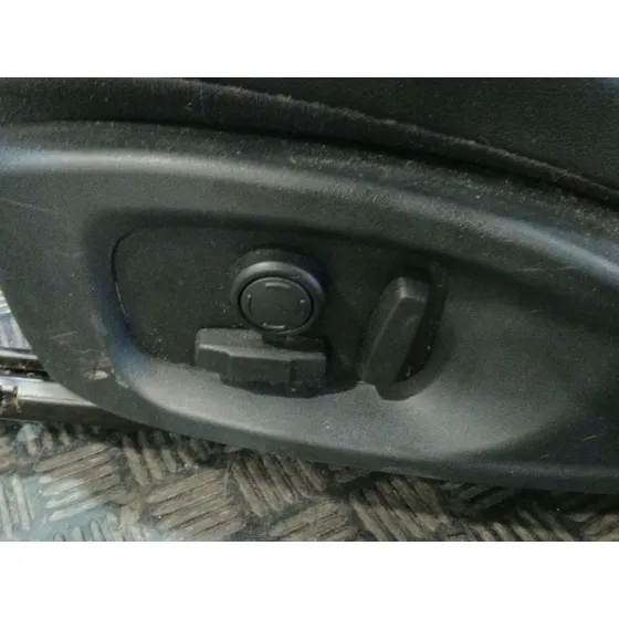 Asiento Delantero Izquierdo para Jaguar Xe (X760)