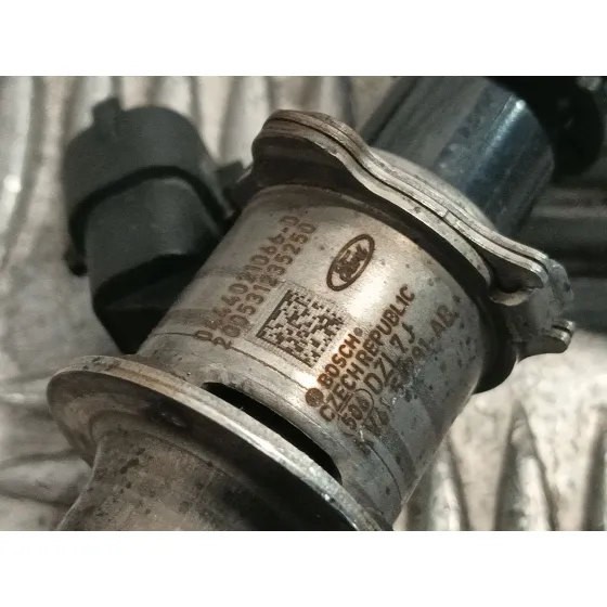 Inyector para Ford Transit Connect V408 Furgoneta/Monovolumen
