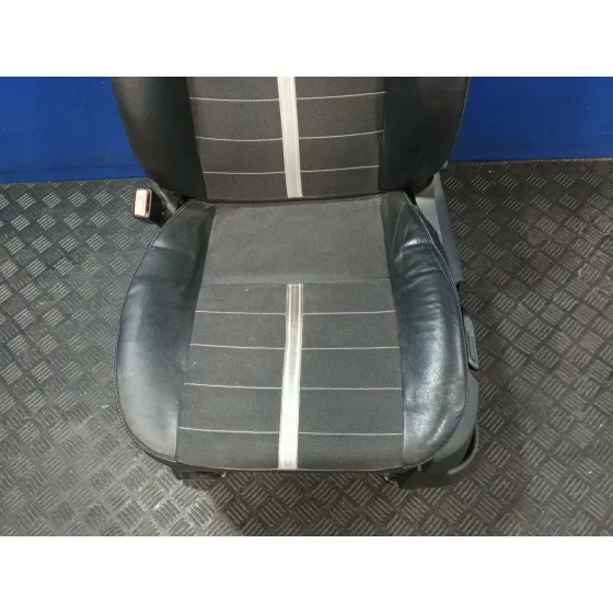 Juego Asientos Completo para Ford Kuga I