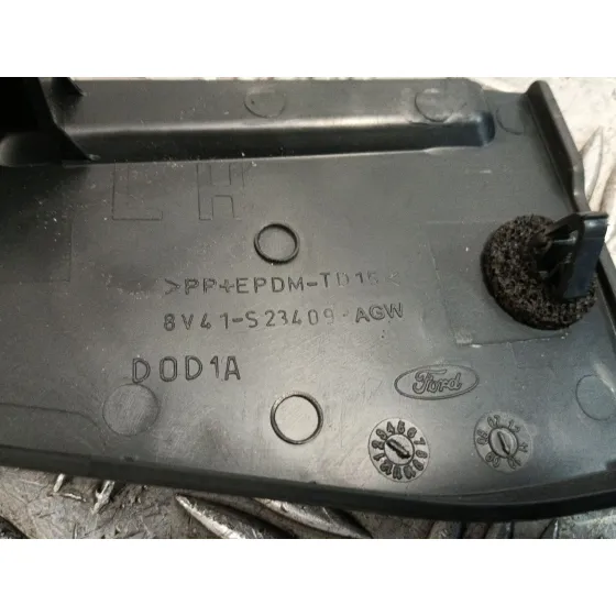 Plastico Varios para Ford Kuga I