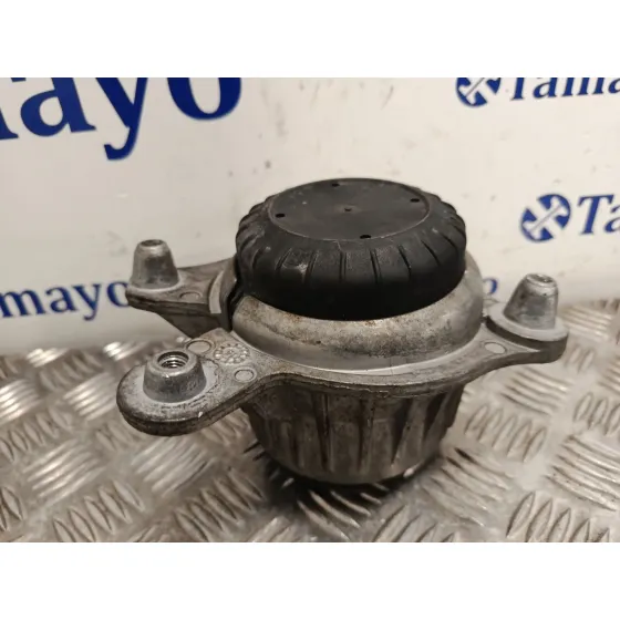 Soporte Motor para Mercedes-Benz Clase C (W205)