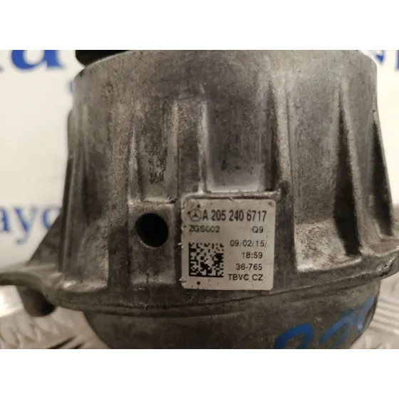 Soporte Motor para Mercedes-Benz Clase C (W205)