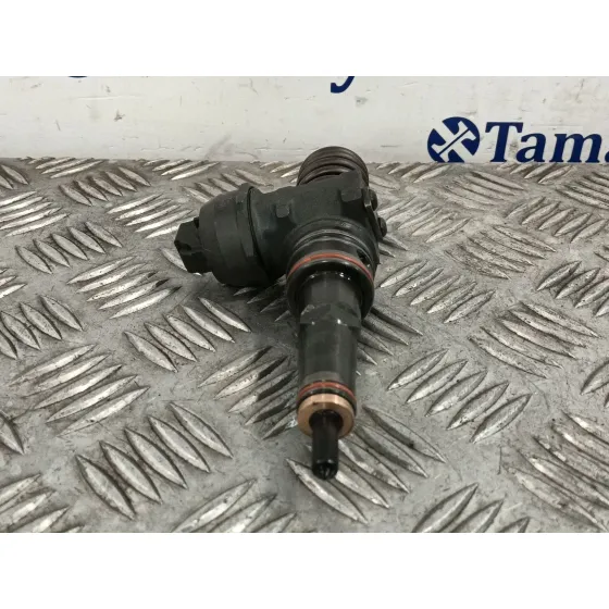 Inyector para Volkswagen Golf Iv (1J1)