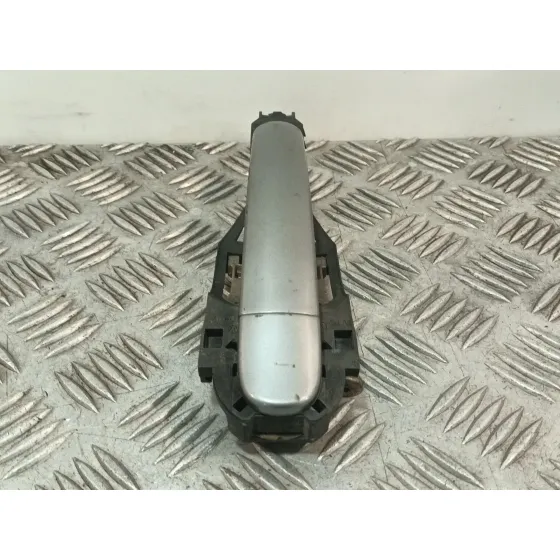Maneta Exterior Delantera Derecha para Volkswagen Golf Iv (1J1)