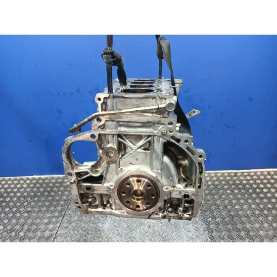 Bloque para Toyota Avensis (T27)