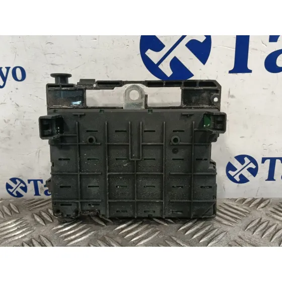 Caja Reles / Fusibles para Peugeot 206 Hatchback (2A/C)