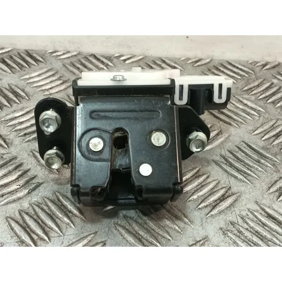 Cerradura Maletero / Porton para Mazda 3 Lim. (Bl)
