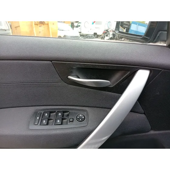 Maneta Interior Delantera Izquierda para Bmw X3 (E83)