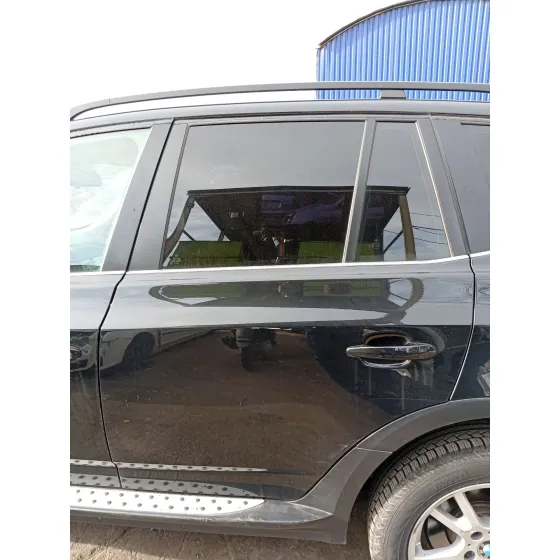 Puerta Trasera Izquierda para Bmw X3 (E83)